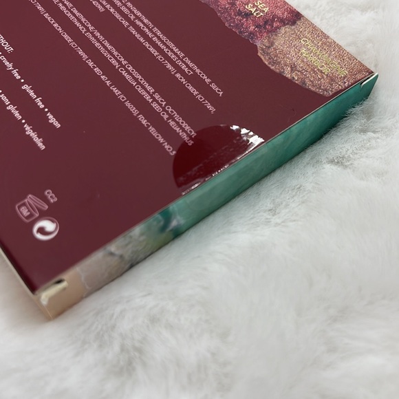 Wander Beauty Wandress Seascape Eyeshadow Palette - Picture 3 of 5